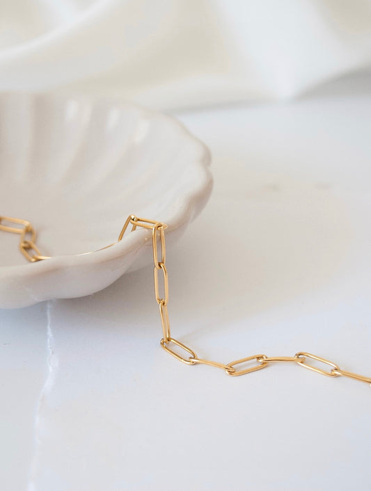 Dainty Paperclip Luxe Bracelet
